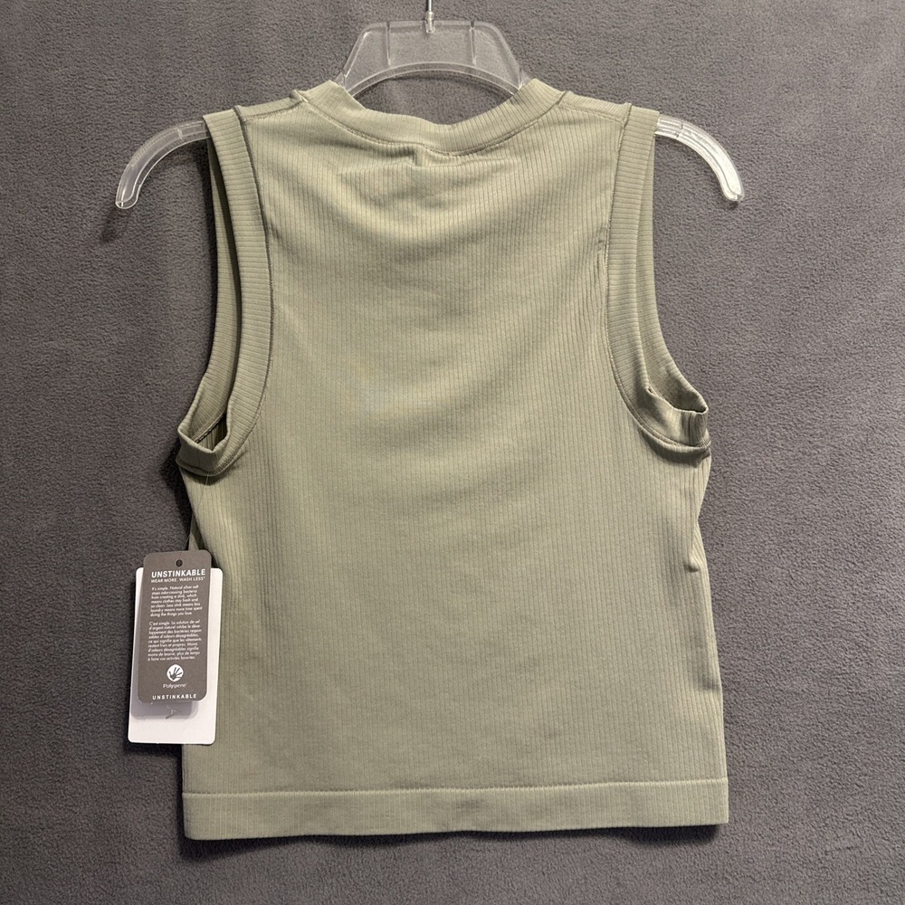 NWT Athleta Renew Seamless Muscle Tank Womens Size Medium Sage Green - Picture 3 of 7